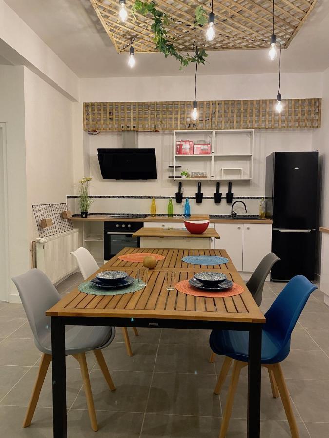 La Maison D'Angelique - Colocation Hoteliere A 150M Gare Tgv- Grande Cuisine Equipee & Salon - Fibre - Netflix Niort Eksteriør bilde