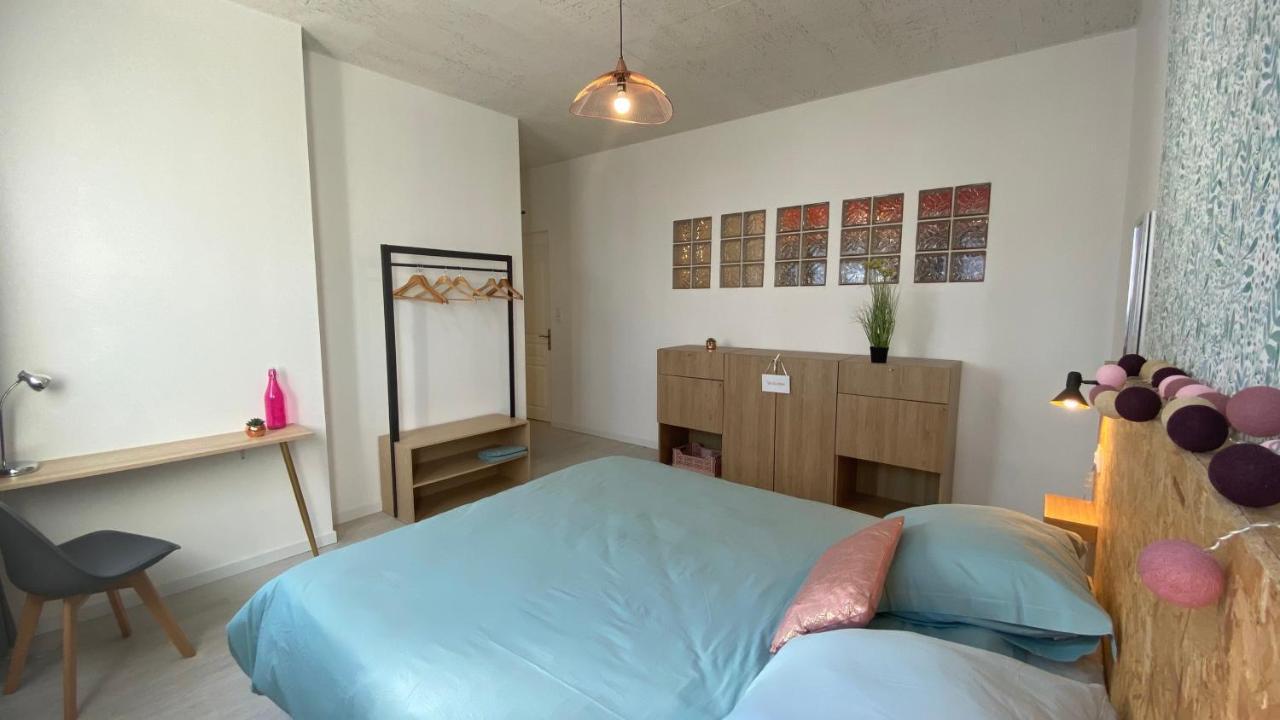 La Maison D'Angelique - Colocation Hoteliere A 150M Gare Tgv- Grande Cuisine Equipee & Salon - Fibre - Netflix Niort Eksteriør bilde