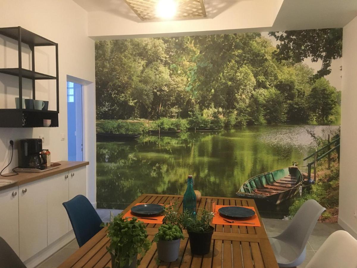 La Maison D'Angelique - Colocation Hoteliere A 150M Gare Tgv- Grande Cuisine Equipee & Salon - Fibre - Netflix Niort Eksteriør bilde