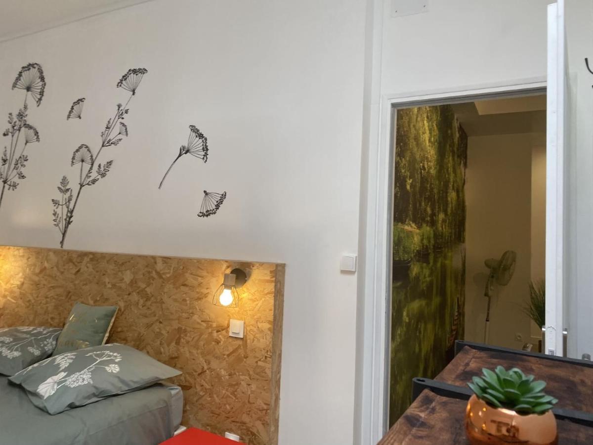La Maison D'Angelique - Colocation Hoteliere A 150M Gare Tgv- Grande Cuisine Equipee & Salon - Fibre - Netflix Niort Eksteriør bilde